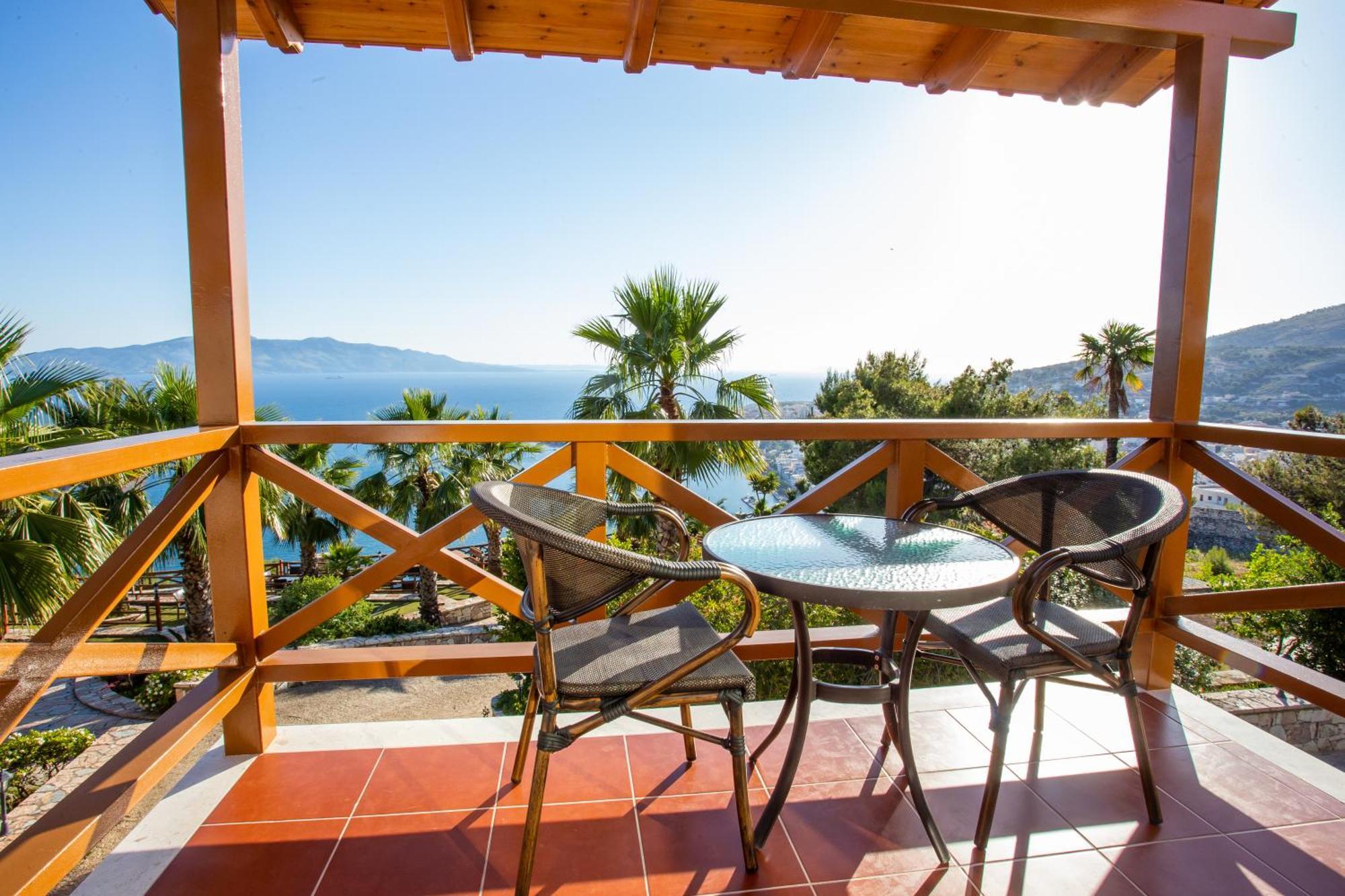 Villa Kristiano 21 Sarandë Exteriör bild