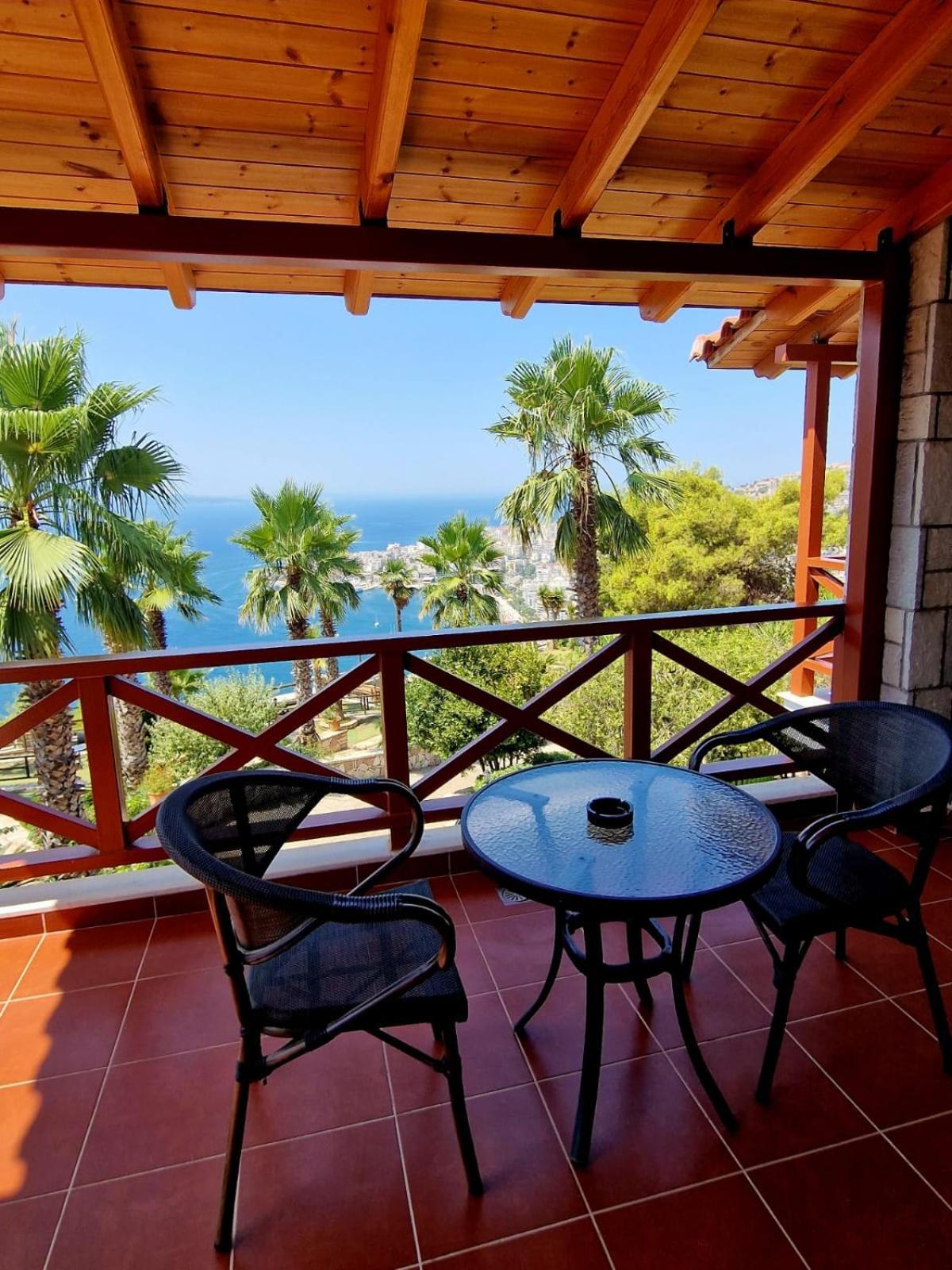 Villa Kristiano 21 Sarandë Exteriör bild